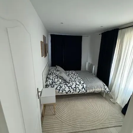Triplex Avec Vue Sur La Marina *