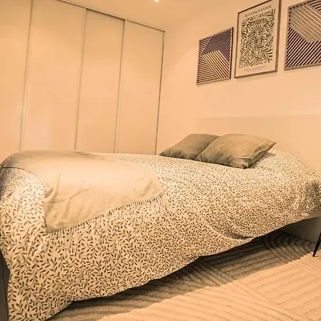 Triplex Avec Vue Sur La Marina * سيرُجي