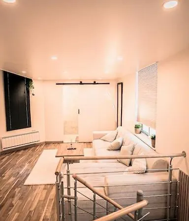 Triplex Avec Vue Sur La Marina * سيرُجي